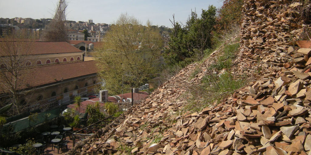 Pendice del Monte Testaccio verso l’ex Mattatoio