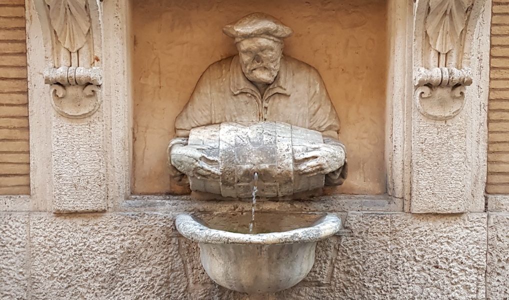 Fontana del facchino