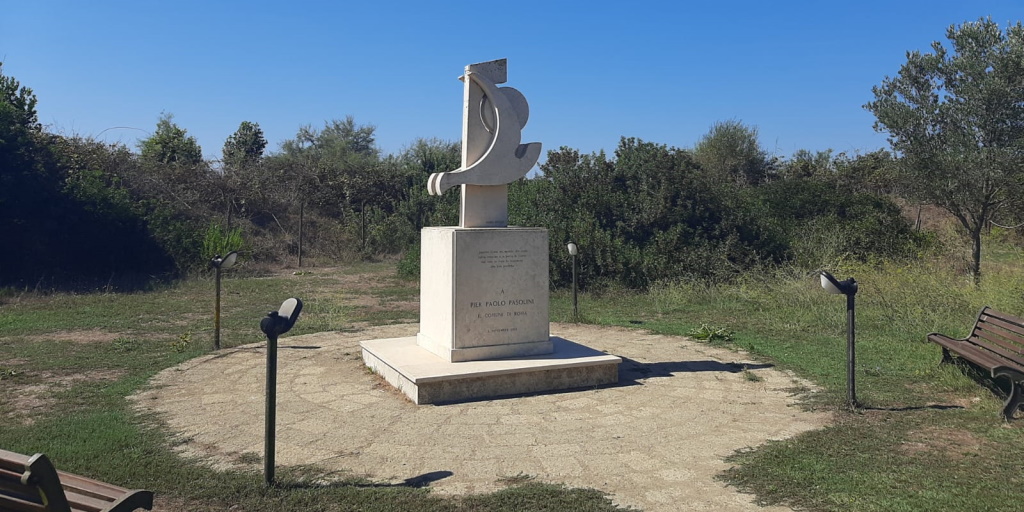 Scultura di Mario Rosati al Parco Letterario Pier Paolo Pasolini