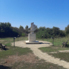 Scultura di Mario Rosati al Parco Letterario Pier Paolo Pasolini